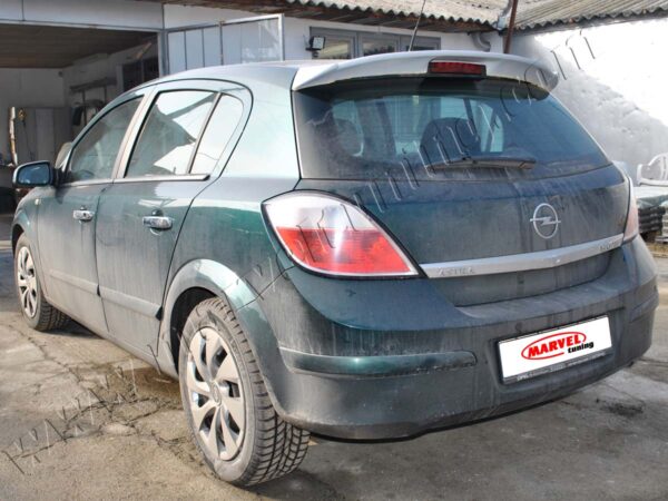 Спойлер заден капак за Opel Astra H 4 врати №121407 - Image 2