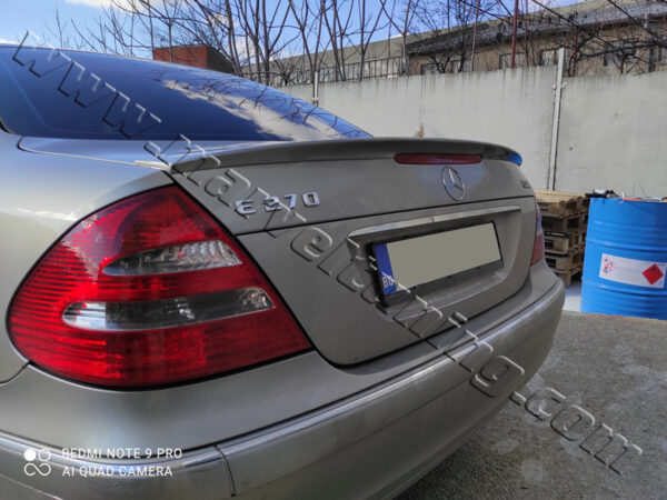 Спойлер заден капак за Mercedes E-class W211 №101010 - Image 2
