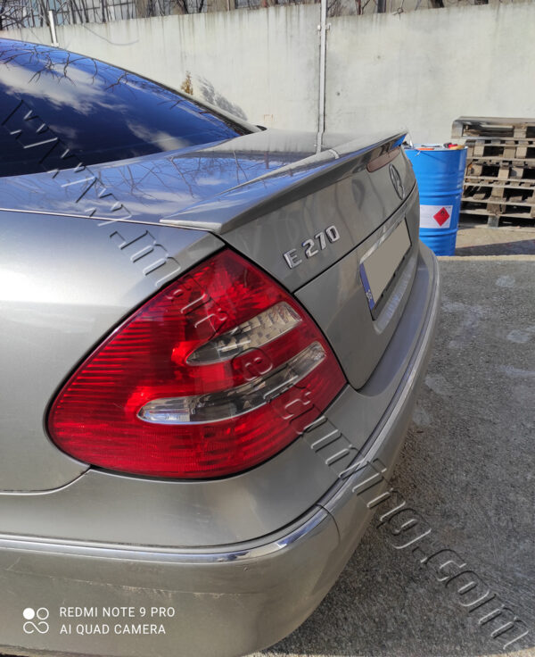 Спойлер заден капак за Mercedes E-class W211 №101010 - Image 3