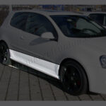 прагове тип GTI за VW Golf V №201404