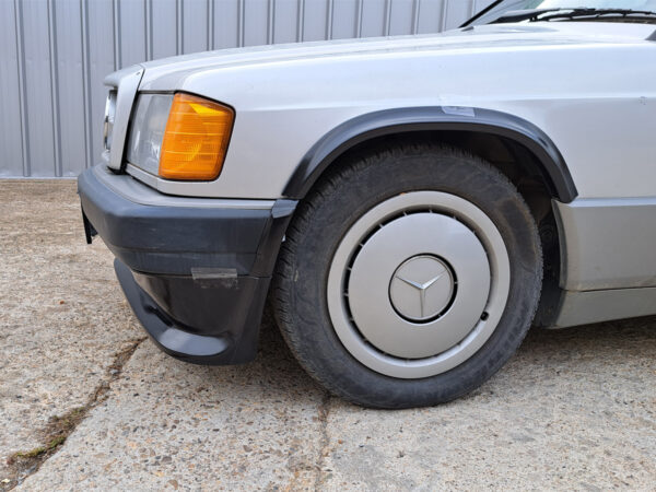 Вежди Kалник Mercedes 190 Type Cosworth W201 №100513 - Image 3