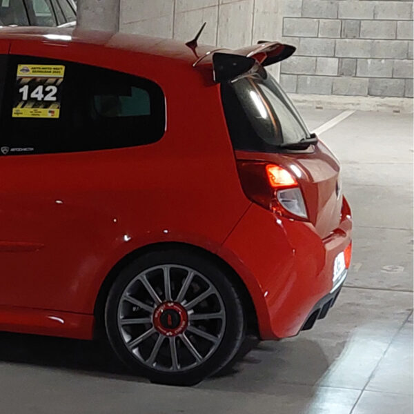 REAR ROOF SPOILER Renault Clio3 №1403?? - Image 1